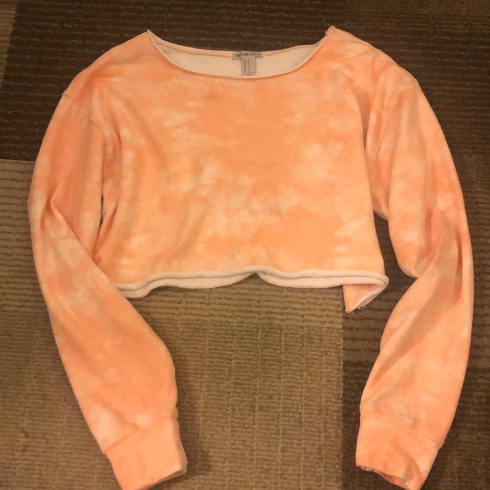 Forever 21 cropped tie dye pink sweatshirt raw hem